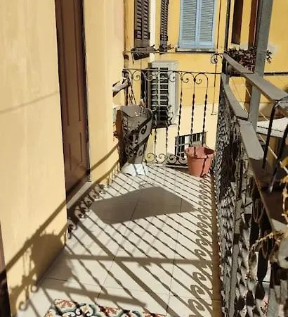 Apartamento Typical Milanese House In Navigli, Centre Milán