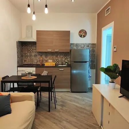 Typical Milanese House In Navigli, Centre Apartamento